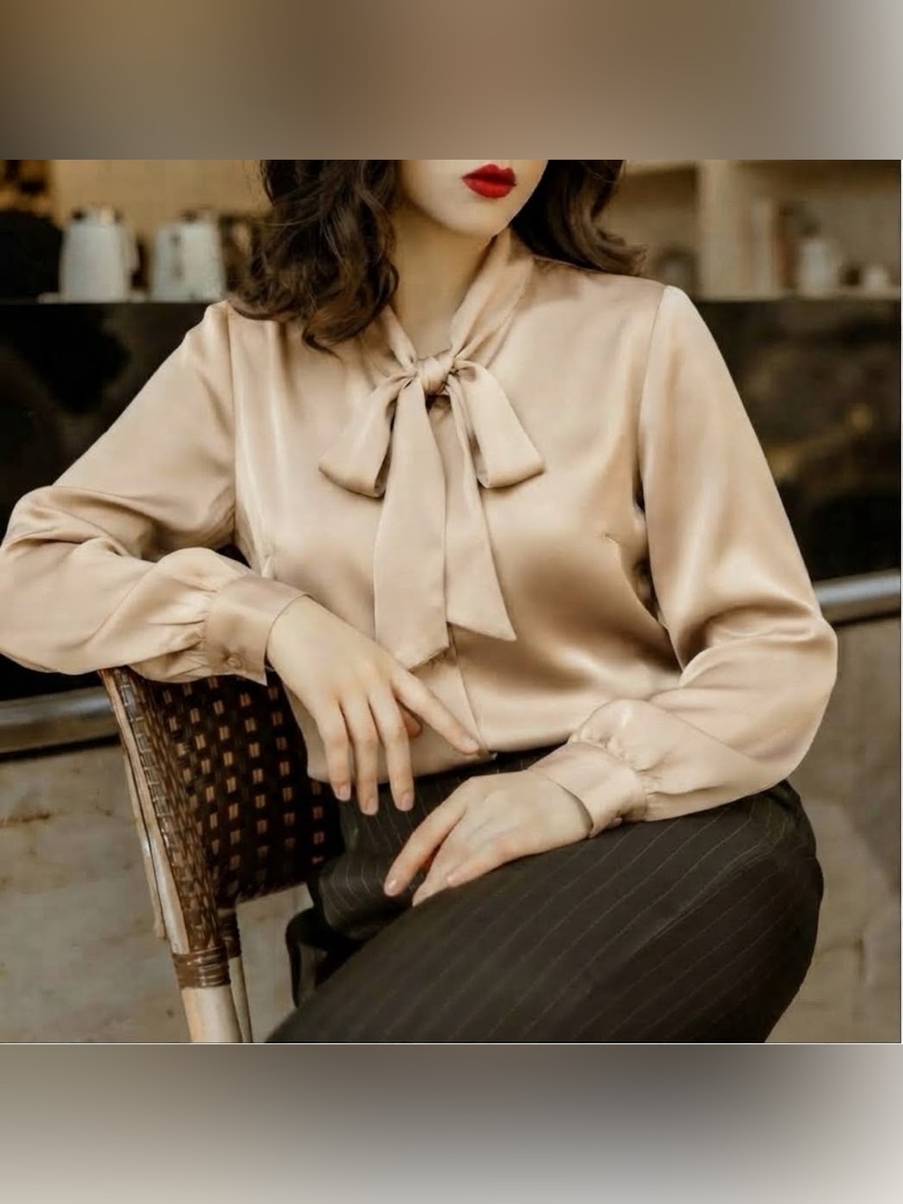 Vintage Women’s Silky Blouse Bow Tie Beige Size 16 Poet Core